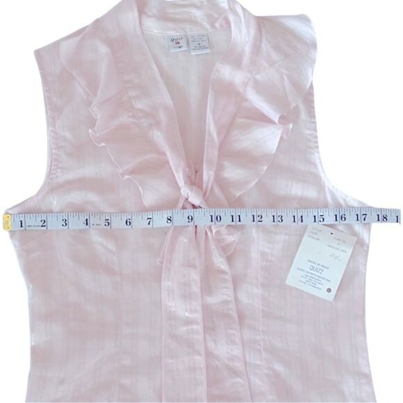 Quizz Vintage Ruffle Front Bow Sleeveless Button Up Blouse  • Medium• NWT - Picture 4 of 7